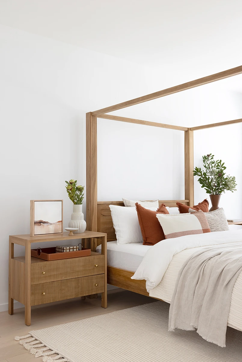 Eden Four Post Bed- King 14 Eden Four Post Bed- King - Image 12