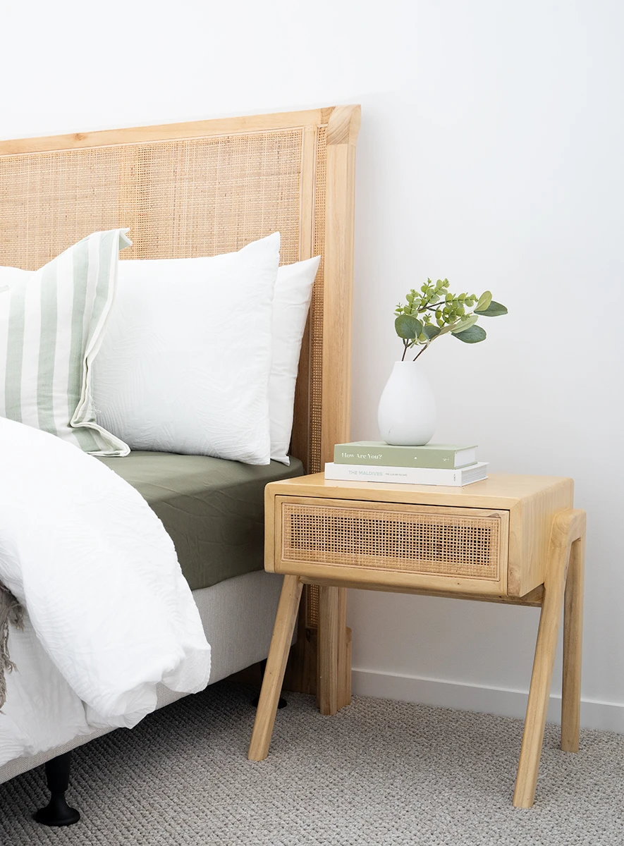 Castaway Bedhead – King 11 Castaway Bedhead – King - Image 9