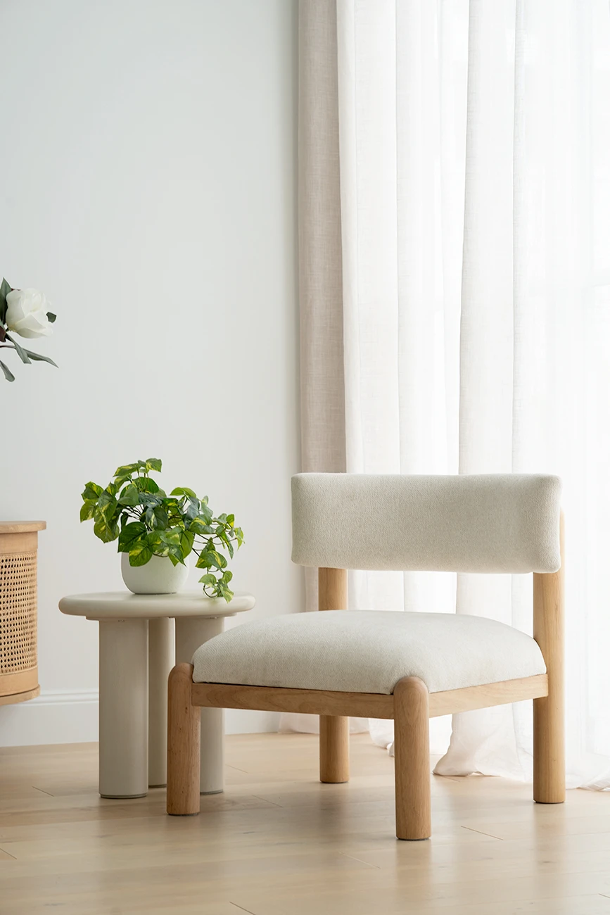 Lorenzo Pillars Round Side Table – 45cm 5 Lorenzo Pillars Round Side Table – 45cm - Image 3