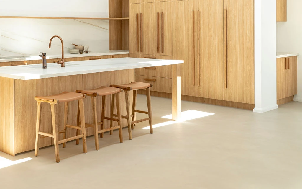 Pasadena Leather Saddle Stool – Flat Natural 19 Pasadena Leather Saddle Stool – Flat Natural - Image 17