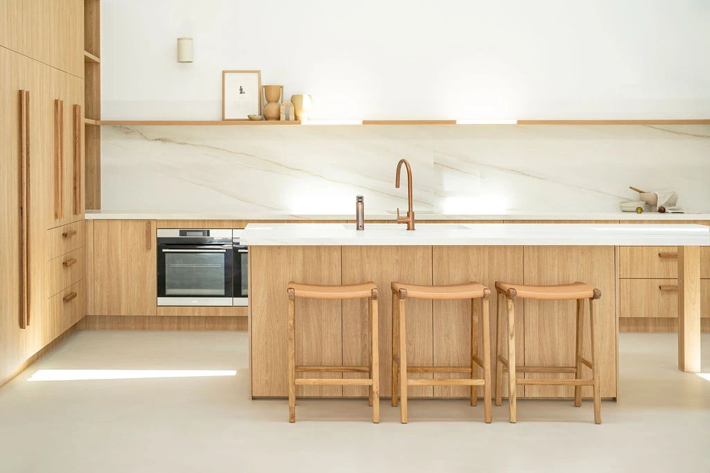 Pasadena Leather Saddle Stool – Flat Natural 20 Pasadena Leather Saddle Stool – Flat Natural - Image 18