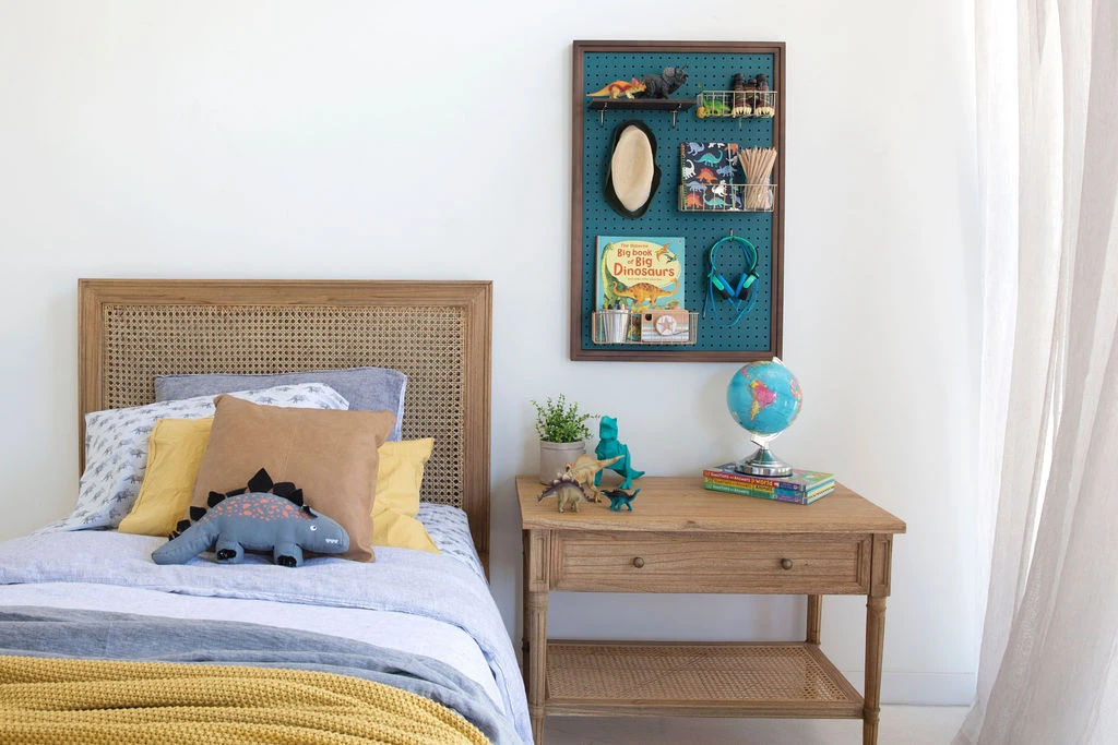 Hamilton Cane Bed – Single – Weathered Oak 5 Hamilton Cane Bed – Single – Weathered Oak - Image 3