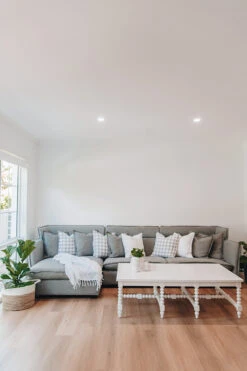 Stradbroke Bobbin Coffee Table – White 21 Stradbroke Bobbin Coffee Table – White -Abide Interiors Stradbroke Bobbin Coffee White Styled 2